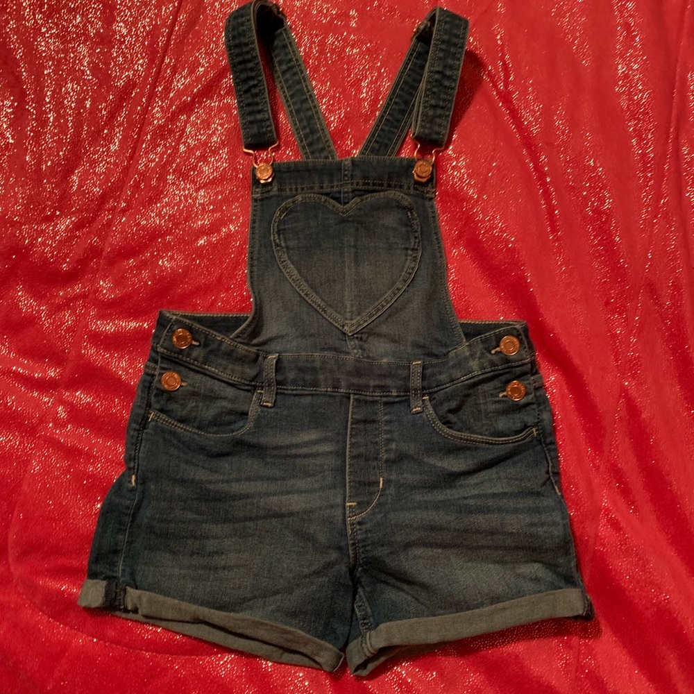 Girls H & M Size 9/10 Overall Jean Shorts